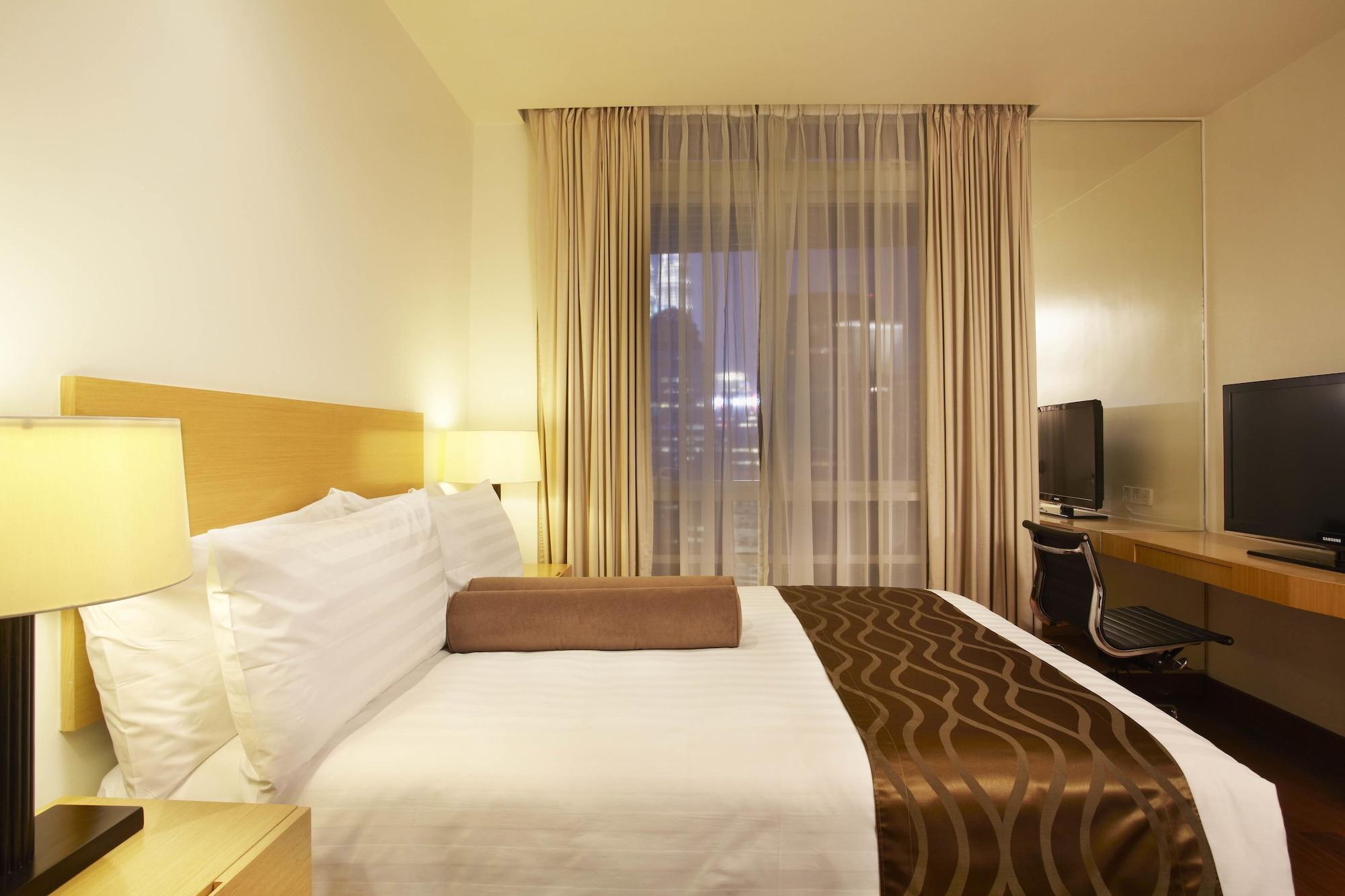 Parkroyal Serviced Suites Kuala Lumpur Exterior photo A room at the hotel